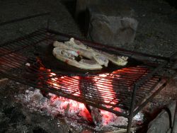 宵夜就是火燒石板三層肉